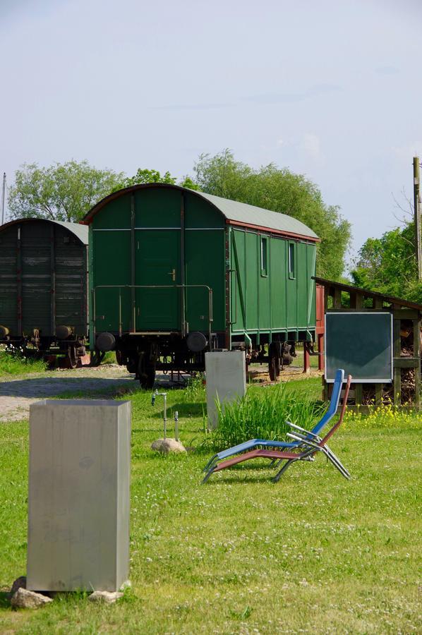 Urlaubsbahnhof-Schlafwagen Lauterbach (Rugen) Exterior foto