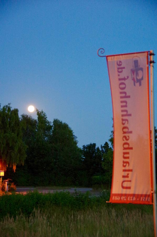 Urlaubsbahnhof-Schlafwagen Lauterbach (Rugen) Exterior foto