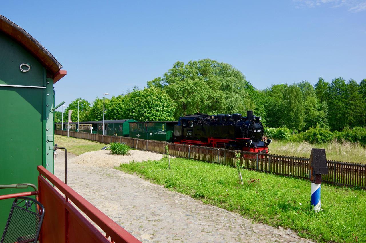 Urlaubsbahnhof-Schlafwagen Lauterbach (Rugen) Exterior foto